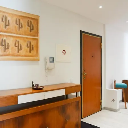 Rua Professora Virgilia Bloco A Porta N 2 1 Esq Apartmán *